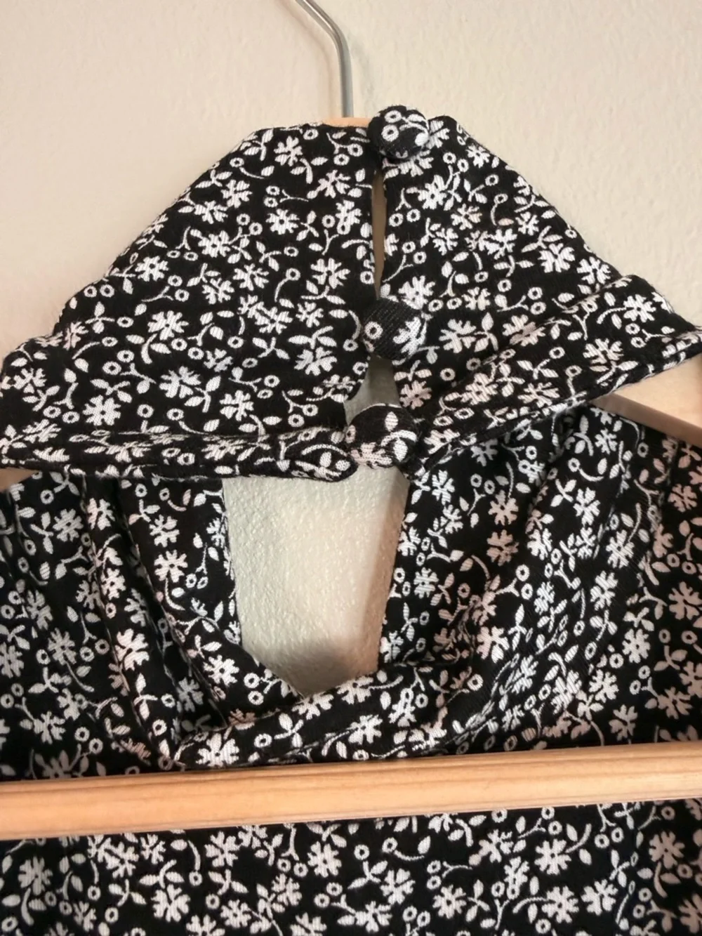 Free People Check It Mini Dress NWT Size M Black White Ditsy Floral Open Back - Picture 8 of 12